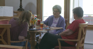 marquette-assisted-living-facilities-cautiously-welcome-visitors-–-uppermichiganssource.com