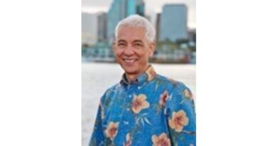 one-of-hawaii’s-top-retirement-specialists,-cliff-m.-robello,-co-authors-new-book-to-help-retirees-cut-taxes-and-avoid-costly-retirement-mistakes-–-prnewswire