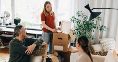2-ways-adult-children-moving-home-could-impact-your-retirement-savings-–-business-insider