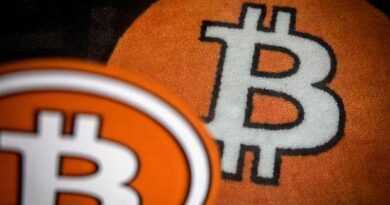 crypto-bloodbath:-bitcoin-etf-goes-from-boom-to-bust-after-record-us-debut-–-business-standard