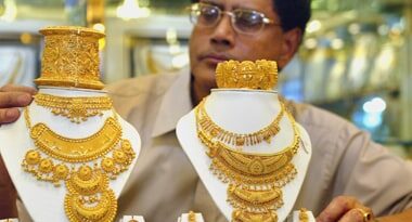 gold-price-today:-10-grams-of-24-carat-reaches-rs-48,980;-silver-valued-at-rs-62,200-per-kg-–-firstpost