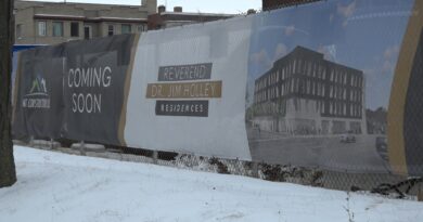 new-affordable-senior-housing-project-named-after-rev-dr.-jim-holley-–-cbs-detroit