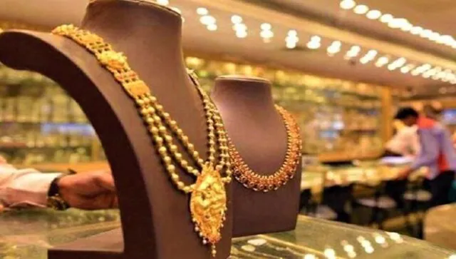 gold-price-for-today:-10-grams-of-24-carat-gold-priced-at-rs-49,200,-silver-at-rs-61,000-per-kilo-–-firstpost