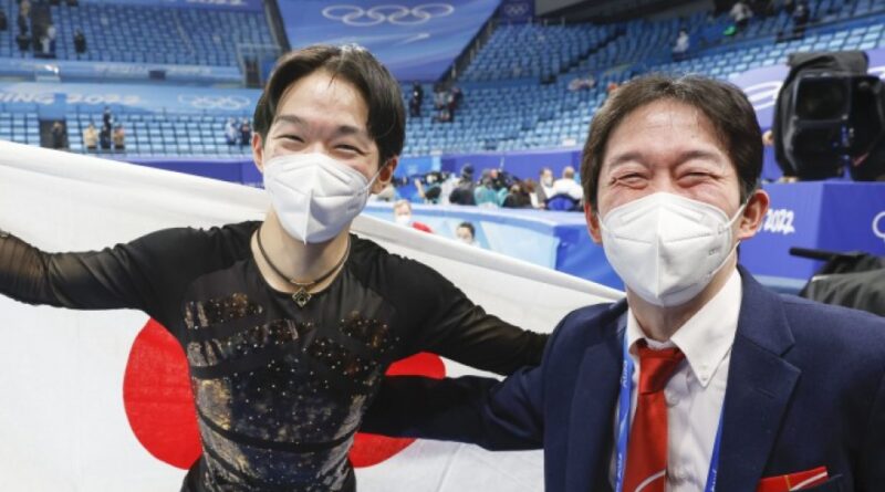 olympics:-yuma-kagiyama’s-silver-a-fitting-stop-on-long-father-son-journey-–-kyodo-news-plus