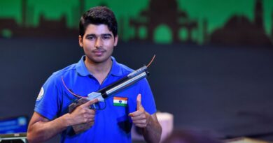 saurabh-chaudhary-wins-gold-in-10m-air-pistol-at-issf-world-cup-–-espn